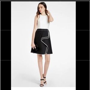 Halston heritage black/white pleated detail dress